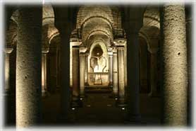 Abbadia San Salvatore - La cripta dell'Abbazia