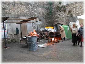 Anghiari - Preparativi per la Festa dei Bringoli