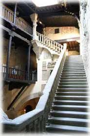 Poppi - L'interno del Castello dei Conti Guidi