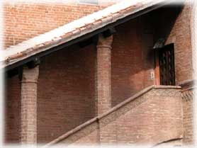 Castell'Arquato - Particolare del Palazzo del Podestà