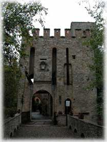 Castello di Gropparello - L'entrata Principale