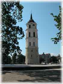 Vilnius - Torre davanti alla cattedrale