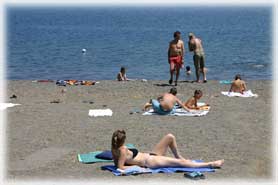 Lago di Vico - Alessia in spiaggia