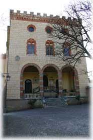 Barolo - L'ingresso del castello