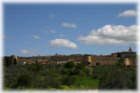 Magliano in Toscana - Veduta delle Mura