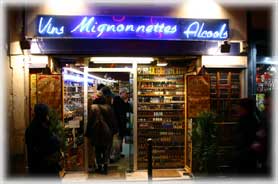 Parigi - Un curioso negozio nel quartiere Latino