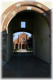 Abbazia di Chiaravalle della Colomba