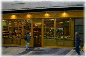 Avignone - Un bel negozio di dolci