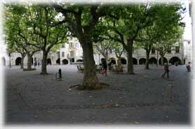 Uzes - Scorcio