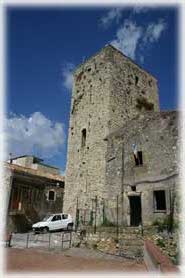 Montopoli di Sabina - La torre in cima al Paese