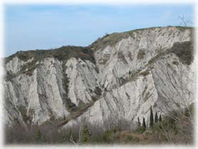 Fenomeni geologici tra Chiusure e l'Abbazia di Monte Oliveto Maggiore