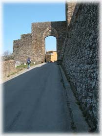 Montalcino - Porta d'accesso