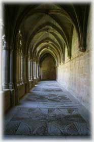 Carcastillo - Chiostro del Monastero de la Oliva