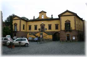 Tuscania - Piazza Basile