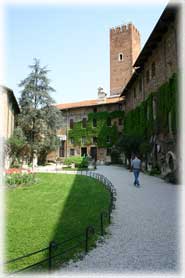 Vicenza - Il cortile interno del Teatro Olimpico