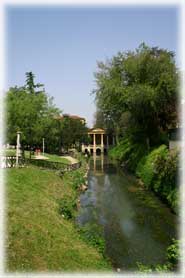 Vicenza - La Loggetta Palladiana nei Giardini Salvi